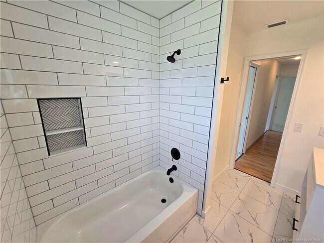 Building Photo - 2648 Rockcrest Ct