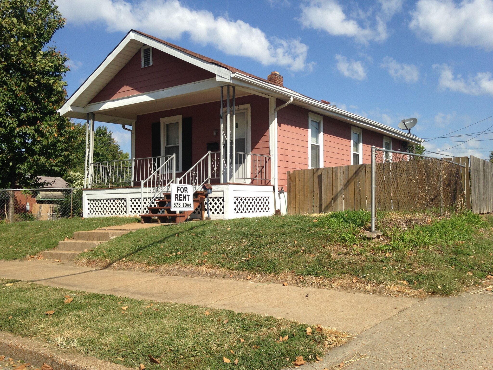 Front - 6915 Lansdowne Ave