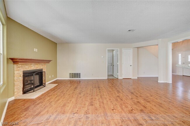 Building Photo - 2733 Brookstone Ct