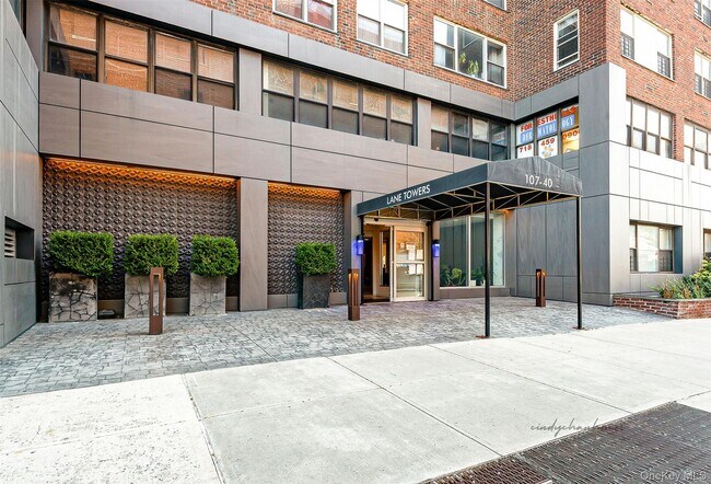 Primary Photo - 107-40 Queens Blvd