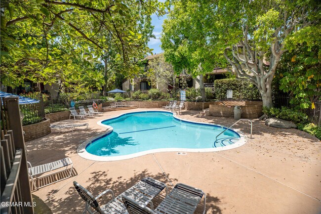 Building Photo - 21901 Burbank Blvd