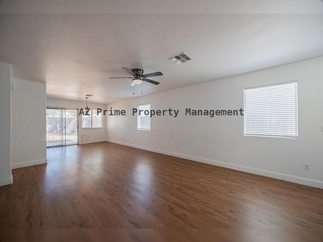 Building Photo - 17432 W Calavar Rd