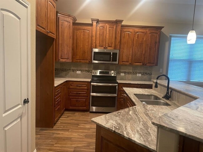 Building Photo - 103 S Kanaio Dr