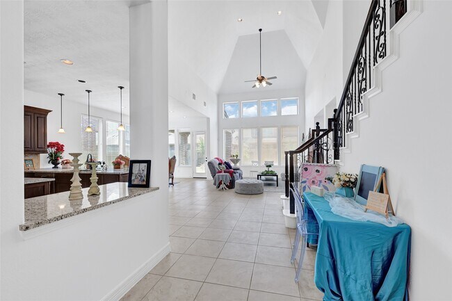 Building Photo - 27915 Genesis Manor Ln