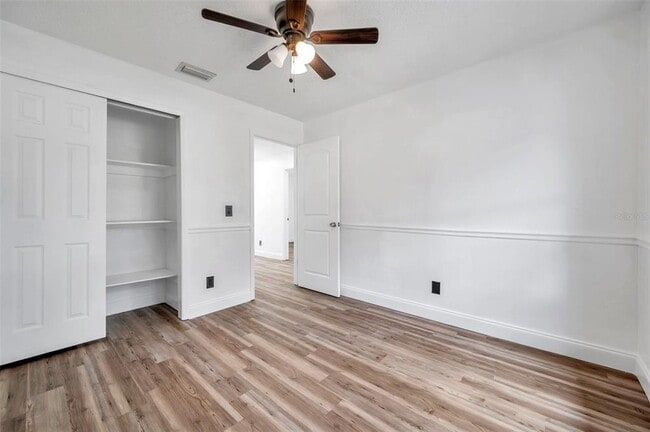 Building Photo - 1520 Windmill Pointe Rd