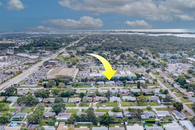 Building Photo - 11424 79th Ave