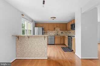 Building Photo - 9071 Loreleigh Way