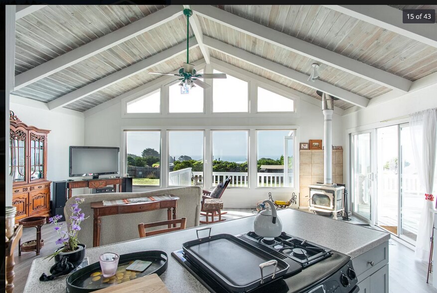 Building Photo - 10880 Palette Dr