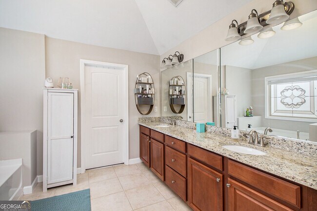 Building Photo - 4547 Sterling Pointe Dr