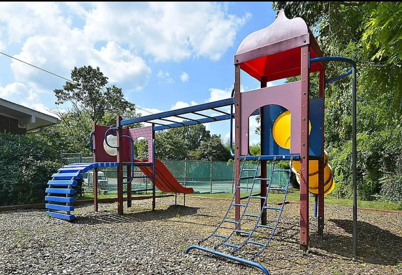 Park - 11801 Rockville Pike