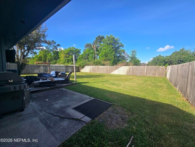 Building Photo - 13335 Currituck Dr N