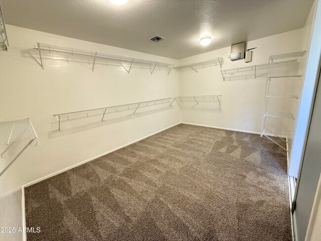 Building Photo - 2208 N 93rd Ln
