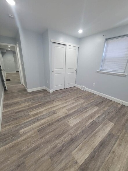 bedroom 2 - 3219 Hamilton St