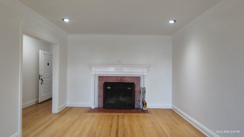 Building Photo - 10974 Strathmore Dr