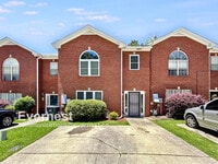 Building Photo - 460 Cambrian Ridge Trail