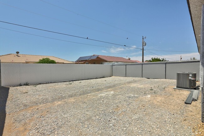 Building Photo - CALVADA VALLEY U3 - Galaxy Street