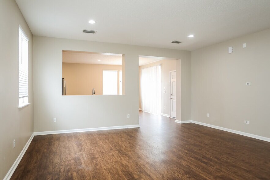 Building Photo - 3457 Fallon Ct