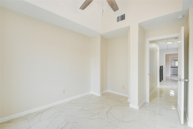 Building Photo - 4427 Waterfall Way