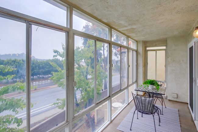 Building Photo - 1059 Arbor Ln