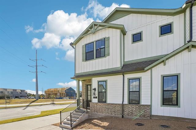 Building Photo - 1102 Bexar Ln