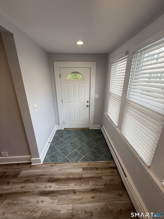 Building Photo - 133 Ocean Ave