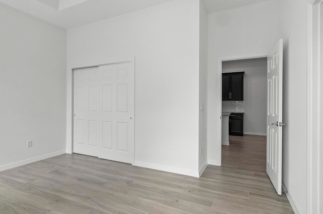 Building Photo - 31 Louvet Ln