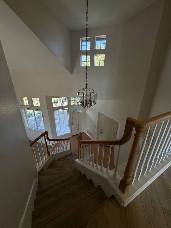 Building Photo - 3758 Scenic Way