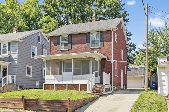 Primary Photo - 1542 Craigwood Rd