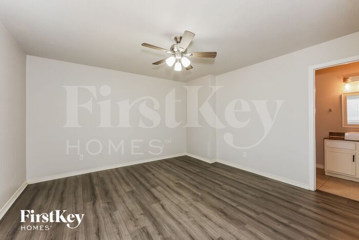 Building Photo - 13536 Vida Ln