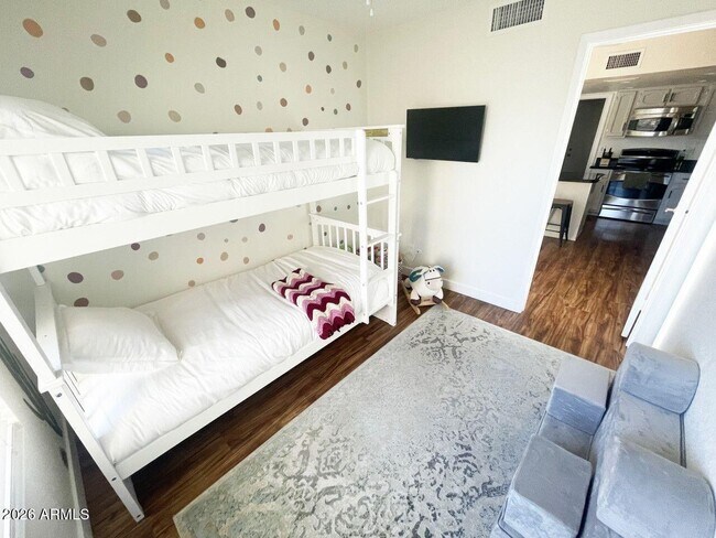 Building Photo - 8742 E San Daniel Dr