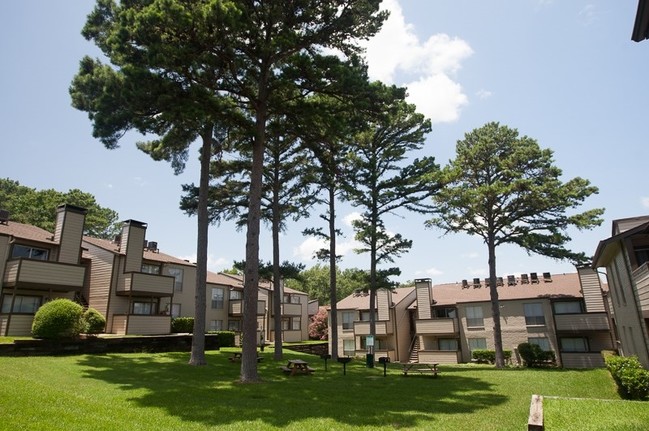 Fox Run Apartments - Fox Run