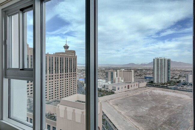 Building Photo - Sky Las Vegas 3004- Strip and City Views f...