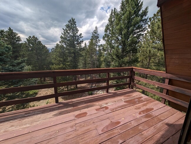 Building Photo - 3137 Ridge Rd