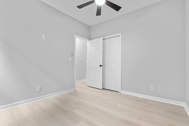 Building Photo - 3106 Hammond Ave