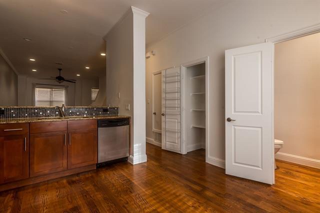 Building Photo - 732 Skyline Bluff Ct