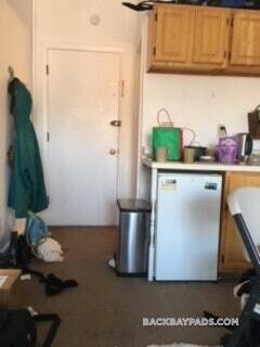 Building Photo - 248 Newbury St