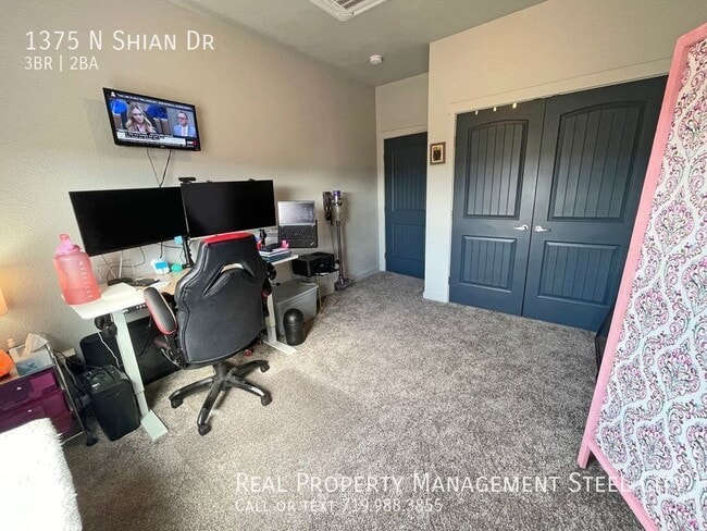 Building Photo - 1375 N Shian Dr