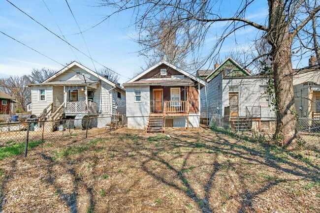 Building Photo - 5944 Thekla Ave