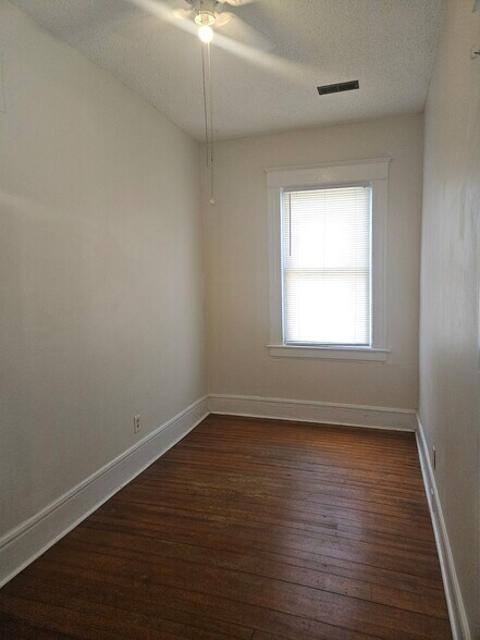 Building Photo - 417 N 5th Ave
