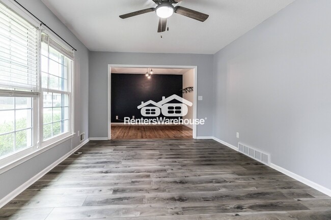 Building Photo - 2707 NE 67th Pl