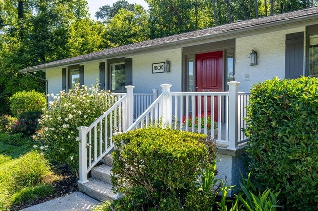 Building Photo - 10030 Tan Rara Dr