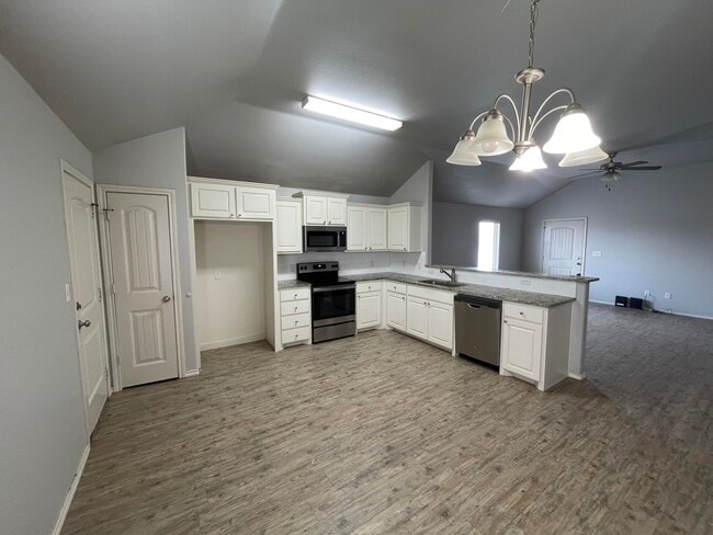 Building Photo - 1012 Preston Trails