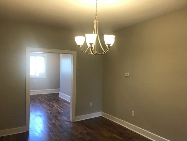 Building Photo - 3 BR, 1 Bath Townhouse - Lawrenceville - TOTALLY UPDATED!