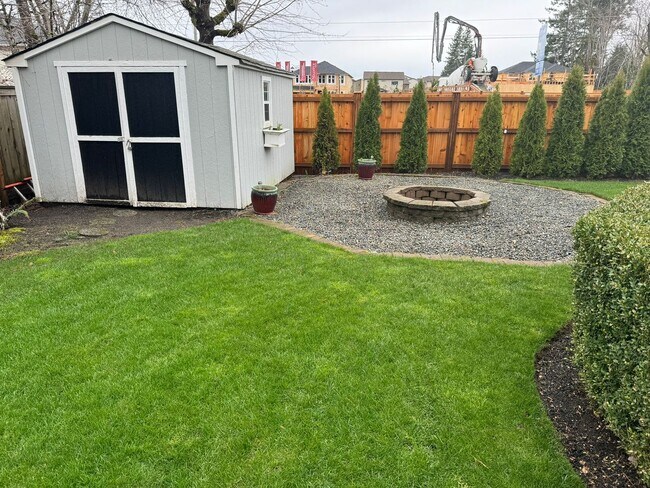 Building Photo - 4Bd/2.5Ba Maple Valley House