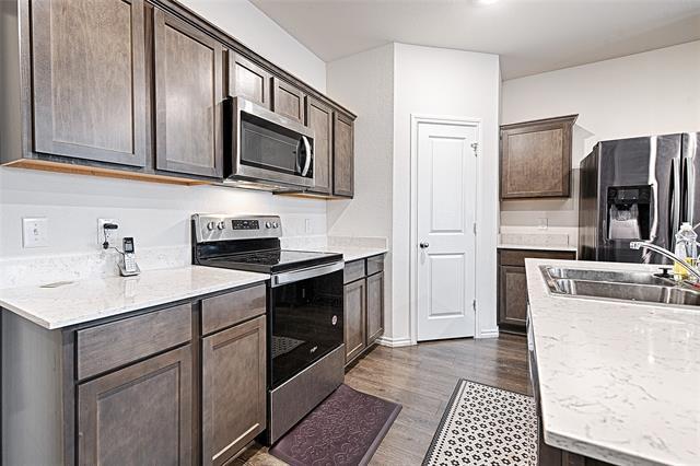 Building Photo - 1401 Old Trl Rd