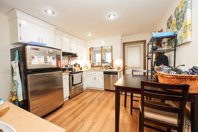 Building Photo - 19 Burton Ter