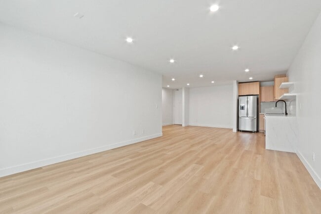 Building Photo - 801 2nd Street