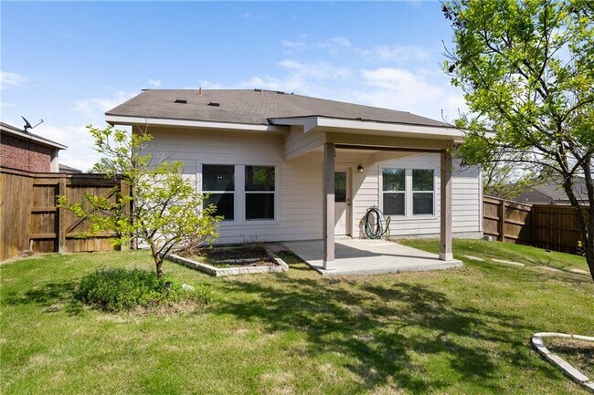 Building Photo - 3800 Vonnegut Ct
