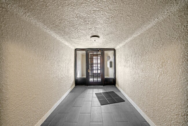 Building Photo - 230 Elmwood-1S