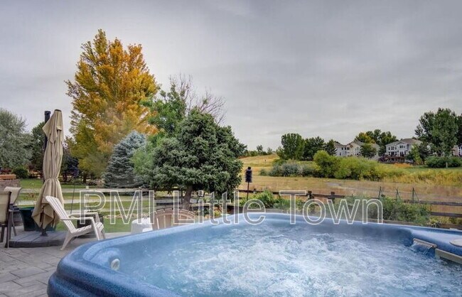 Building Photo - 16681 Martingale Dr